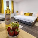 Hagyma Panzio לינה וארוחת בוקר מאקו