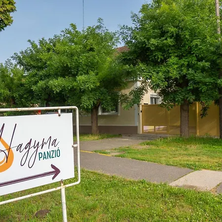 Hagyma Panzio Bed and Breakfast Makó