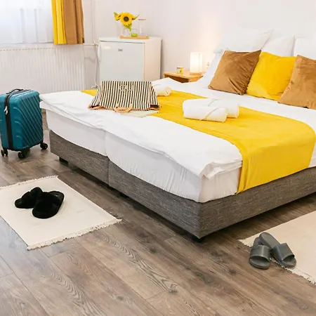 Hagyma Panzio Bed & Breakfast Makó